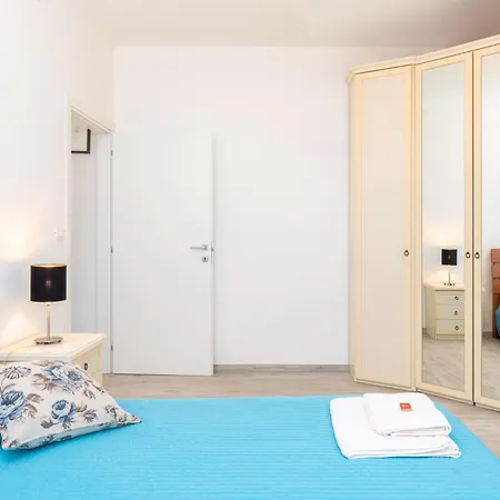 Apartment Casa Serenissima - With Free Parking