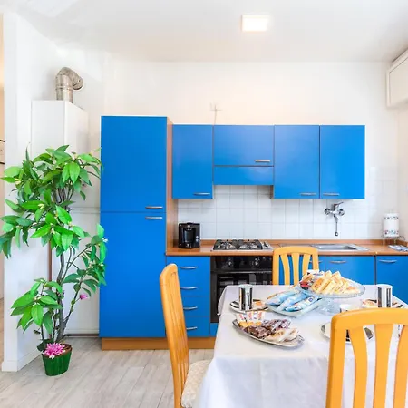 Apartment Casa Serenissima - With Free Parking Mestre